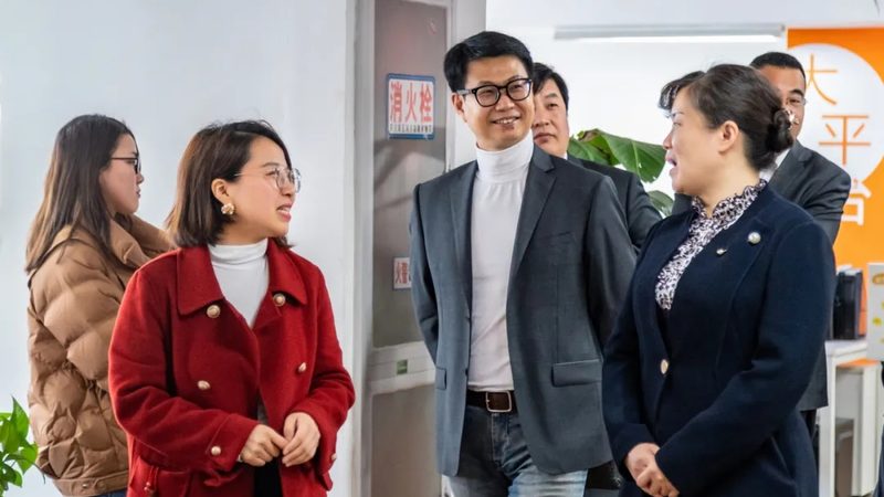 媒介投放策略制定：如何精准触达目标受众**